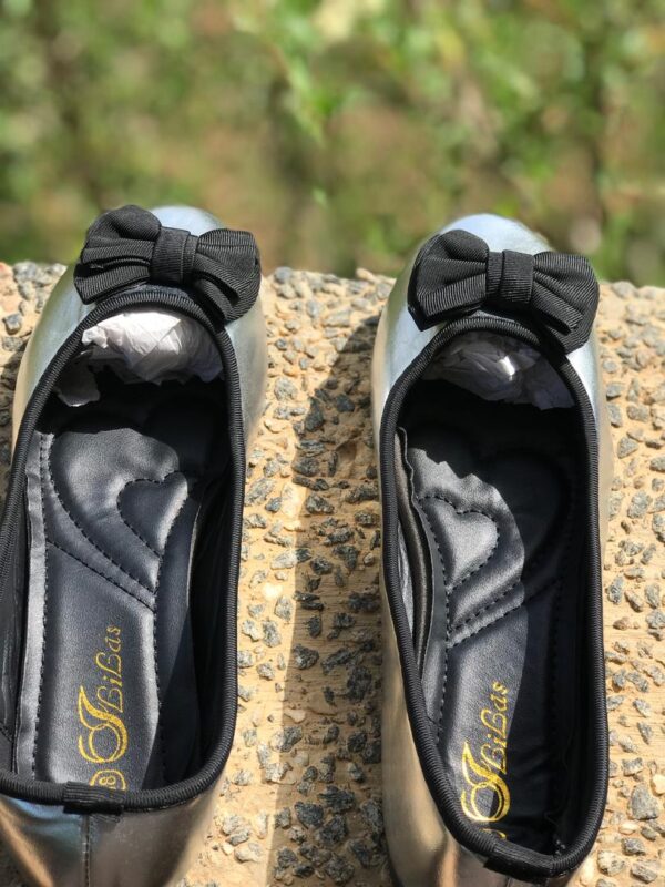 Flat Shoe